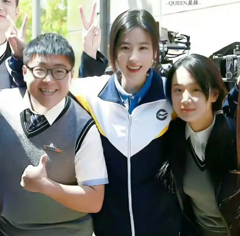 刘亦菲穿校服,真的超级青春啊