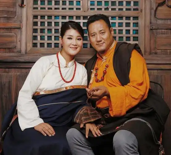 婚后连生三胎婆婆当她亲女儿疼爱降央卓玛半生苦难半生幸福