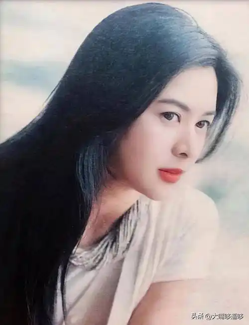 关之琳年轻时绝世容颜合集:张张惊艳,值得珍藏_明星_角色_评论