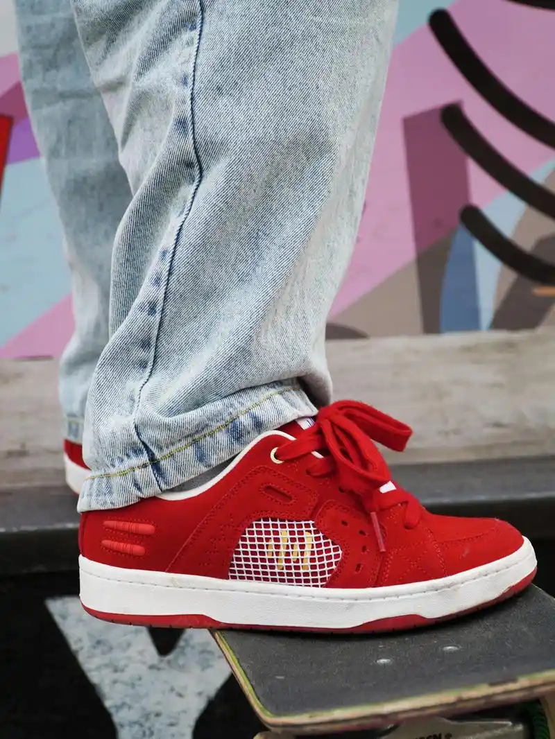 顽刻 2023 new produc.顽刻最新专业滑板鞋款: - 抖音