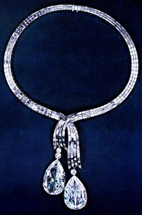 古董珠宝——钻石项链.