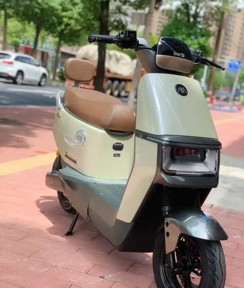 爱玛电动车.全新上市 不用驾驶证,支持全国上牌,全新六边形 - 抖音