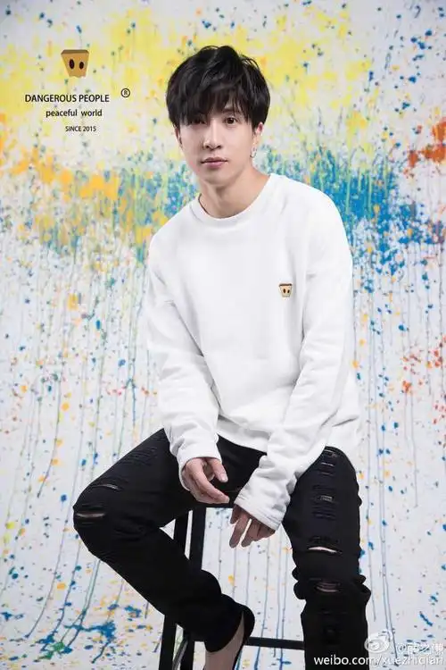 有哪些身高170左右穿衣很有品味的男明星?