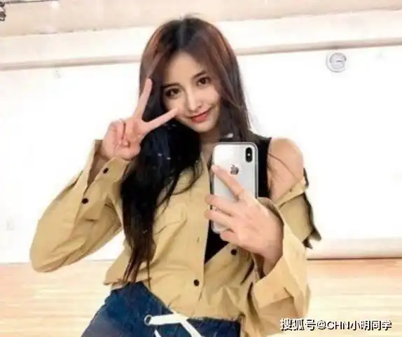 孔雪儿为什么被赶出jyp 孔雪儿王嘉尔互关私下什么关系_马伯骞