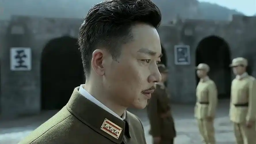 伪装者王天风以为明台要逃跑一句拦住车简直太魔性了