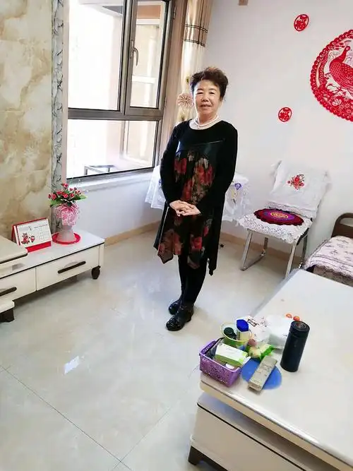 个人生活照.(家里的照片)