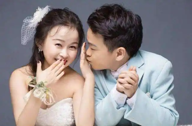 袖珍人朱洁34岁1米28曾因身高备受歧视嫁秦学士后被宠成公主