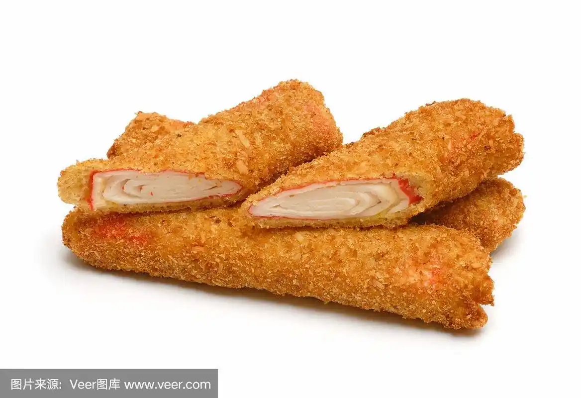 炸蟹棒孤立于白色