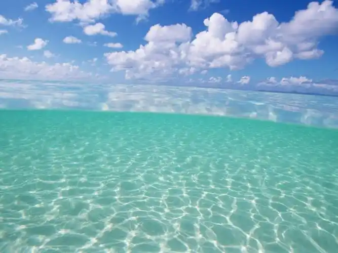 日本冲绳碧海蓝天沙滩背景图片素材(38p)