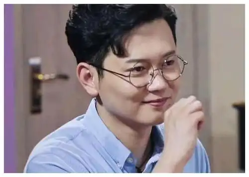 女孩肚子疼你会怎么说孟鹤堂多喝热水栾云平回答最贴心