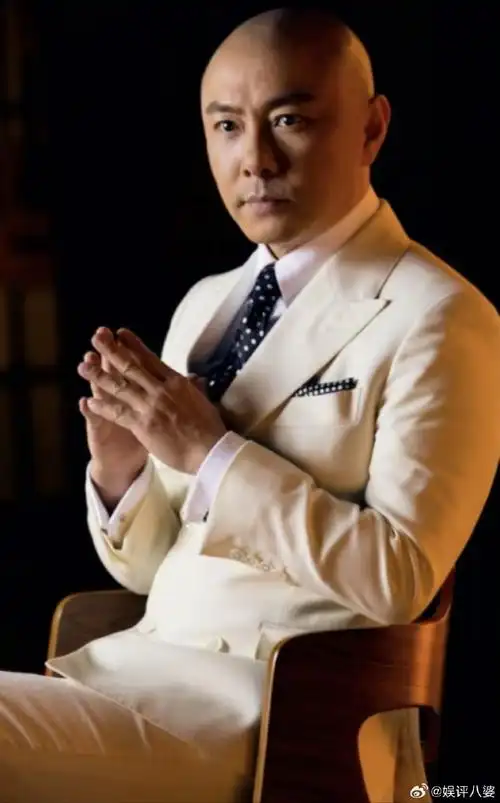 张卫健与韦小宝争抢舞台##张卫健变装再现韦小宝##湖南卫视中秋之