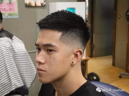 男生发型这样剪,撩妹自然就简单