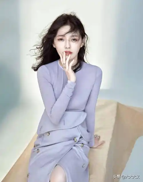 "大s"徐熙媛 又又火了 时尚写真太漂亮 当年的偶像女王 今风采依旧_女