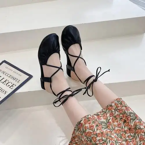 绑带凉鞋女春夏款学生仙女风罗马圆头淑女平底配裙子的芭蕾舞鞋子