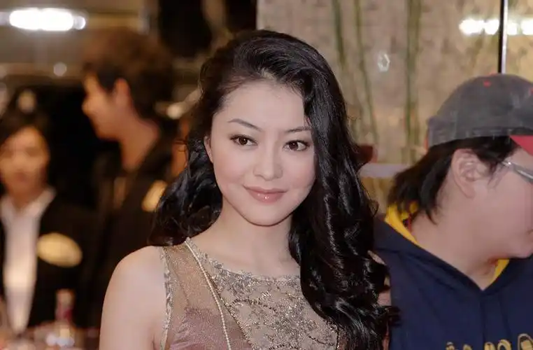 为答谢岳母照顾女儿,老公岳母千万豪宅|熊黛林|郭可颂|岳母_新浪新闻