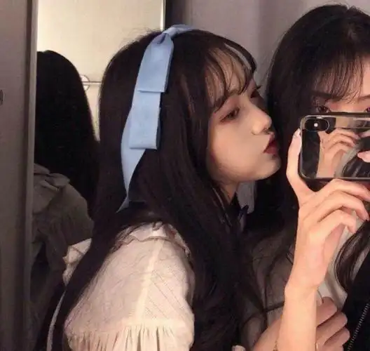 闺蜜头像一左一右配对,女生头像图片-回车桌面