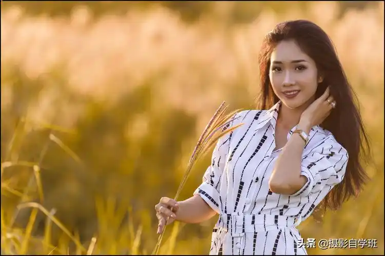 手机人像摄影摆姿技巧,用10组案例告诉你,姿势该咋摆和不能咋摆