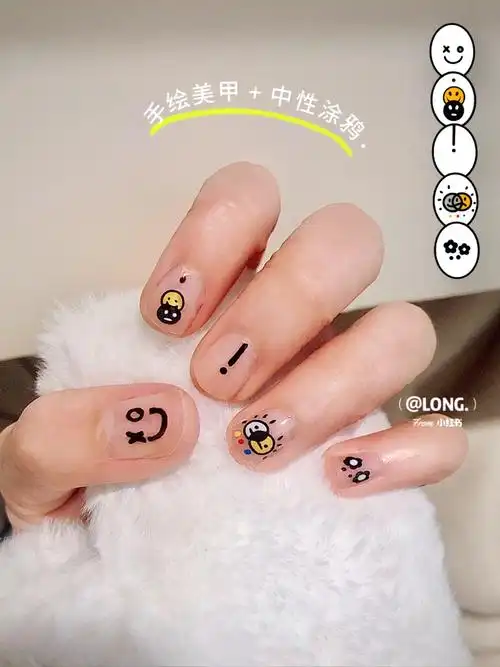 79手绘美甲不花钱自己画极简中性涂鸦指甲