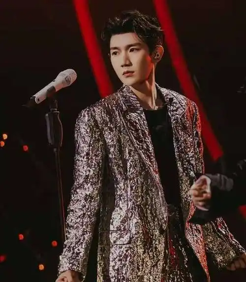 原创被唱歌耽误的金句少年王源抢答没出生随后的回答更让全场沸腾