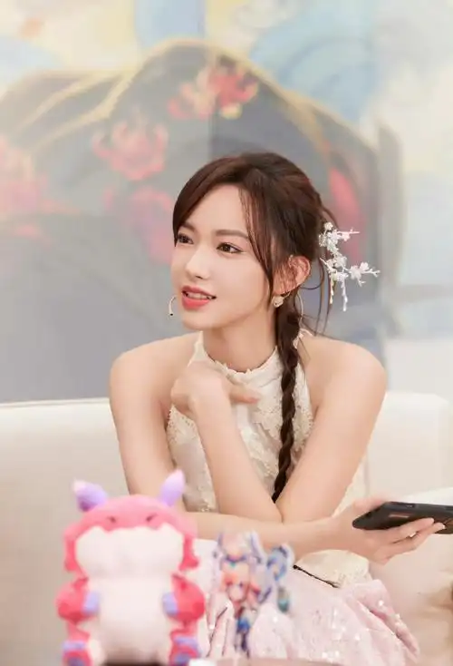 程潇打游戏世另我##程潇演我和朋友玩游戏