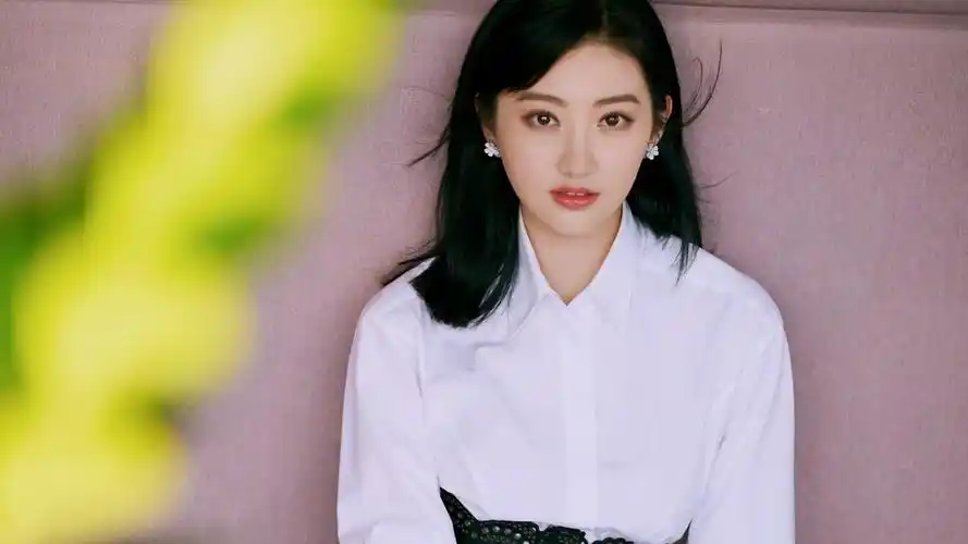 窈窕淑女景甜图片-美女壁纸-高清美女图片-第4图-娟娟壁纸