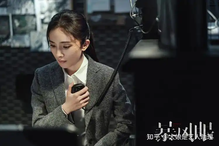 如何评价杨幂张彬彬主演的国安主题电视剧暴风眼