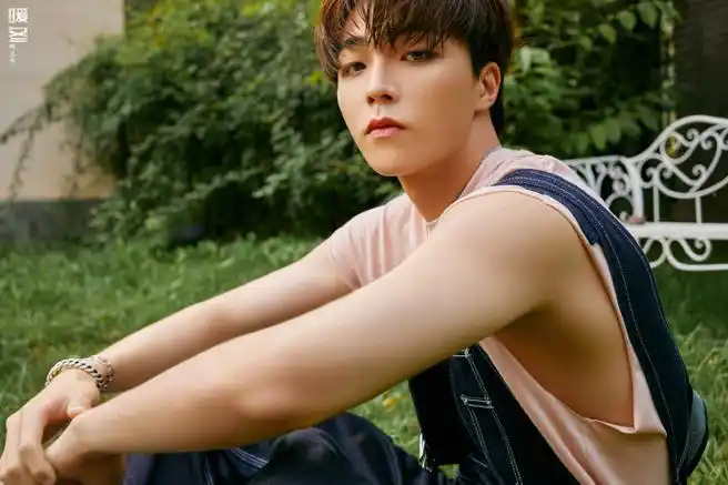 陈立农暖冬居家写真##陈立农暖冬假日大片##陈立农暖冬