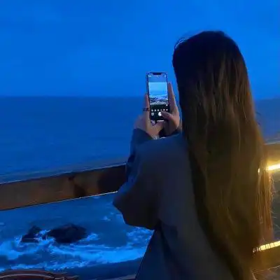 微信头像漂亮背影高清好看的气质女生唯美背影头像图片