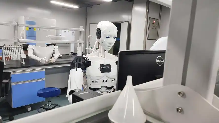 未来自动化生物实验室会发展到什么程度机器人365