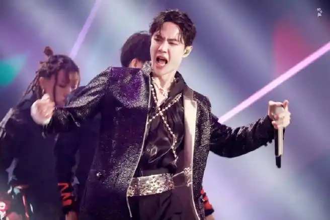 王一博龙拳一开口自带buff##王一博