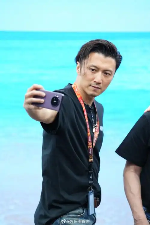 谢霆锋从16岁开始就不化妆#从静态的写真,到动态的电影,谢霆锋每一次