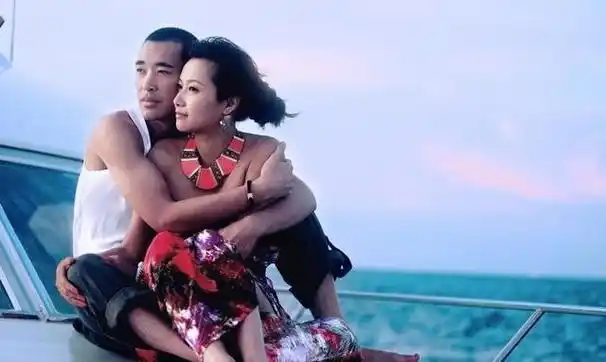 没结婚但有固定伴侣,6位中年女星很特别,俞飞鸿:那男人算闺蜜