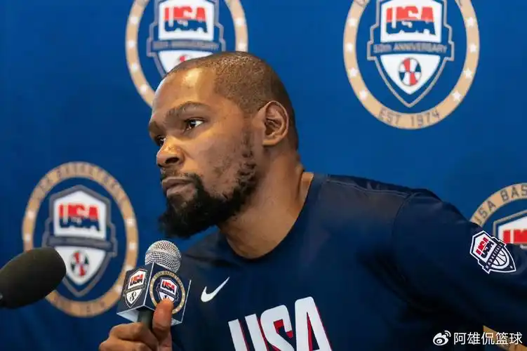 杜兰特谈不再恋爱,情圣言论引发关注,他曾经也受过情伤