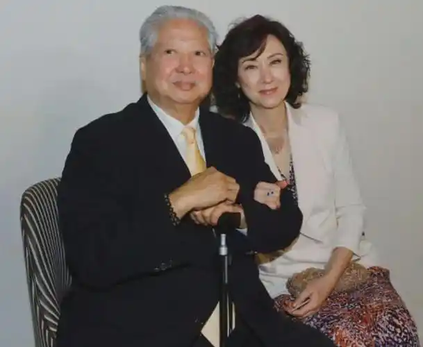 洪金宝怒怼网友不准说成龙变老自曝患糖尿病戒口导致营养不良