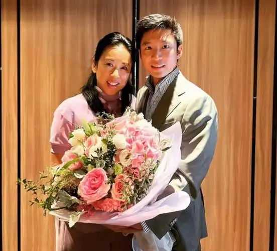 章子怡霍启山 章子怡沙门滩原图-千百号