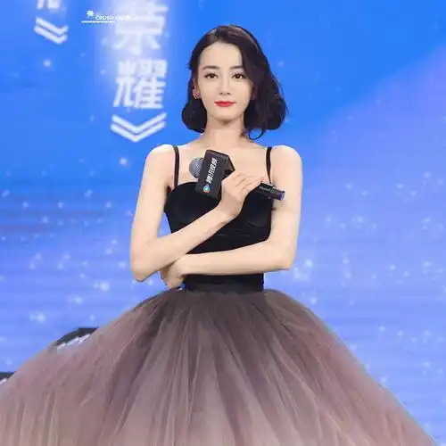 主持人演出服装图片-海量高清主持人演出服装图片大全 - 阿里巴巴