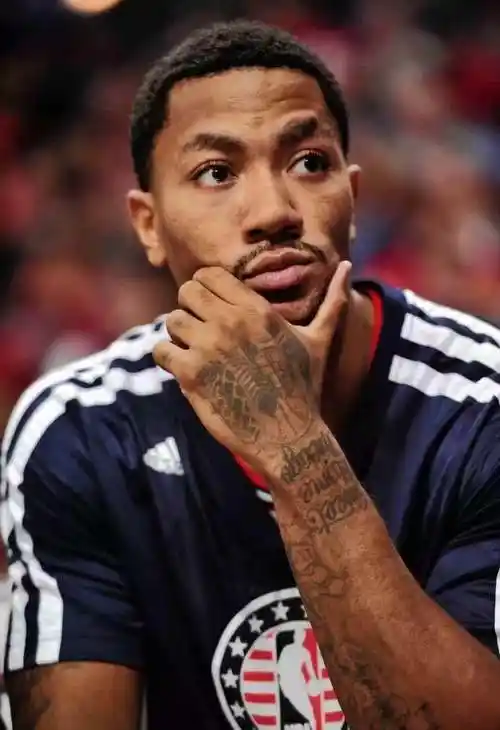 曼巴"荣归故里",玫瑰想要"结果",库詹眉遭人血虐,附罗斯图