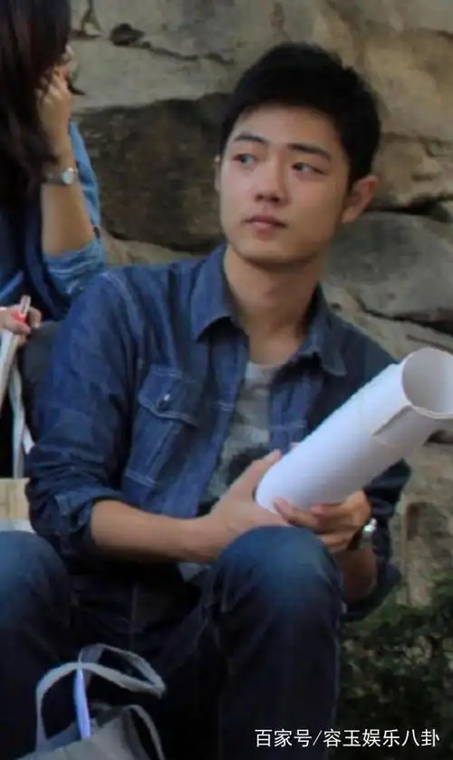 肖战大学时期照片