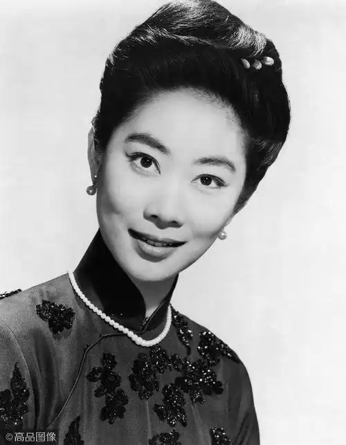 摘金奇缘里慈祥可亲的阿嬷年轻时原来这么美