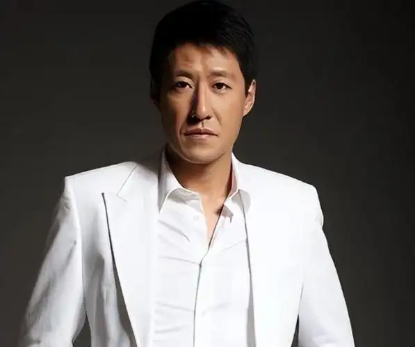 渣男原形毕露这一次再多的人设都救不了48岁的于震