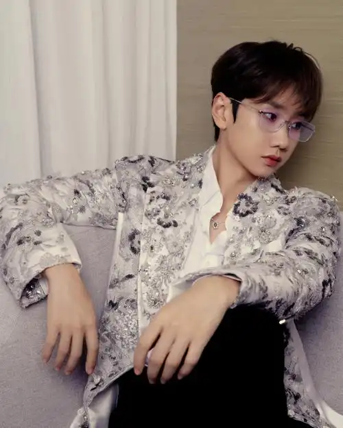 微博之夜##汪苏泷微博年度品质唱作歌手