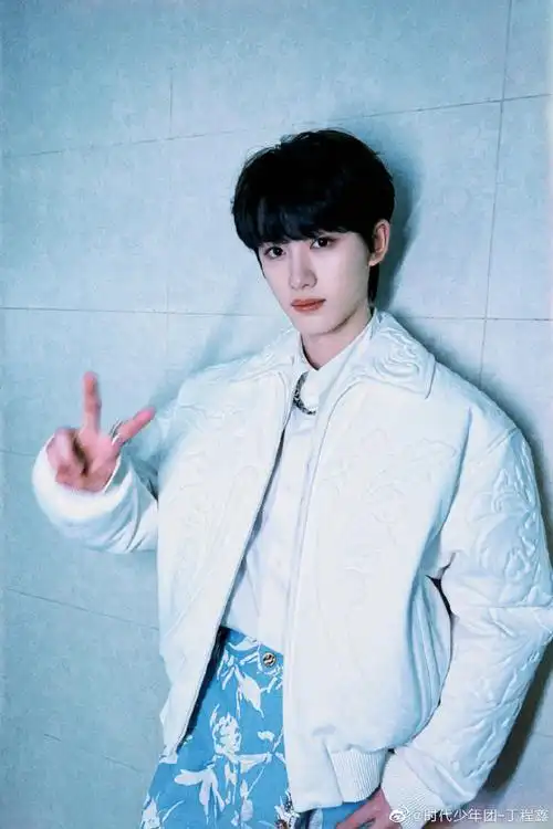 和丁程鑫共享心声##微博音乐盛典