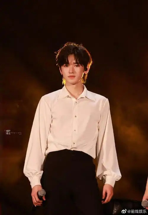 宋亚轩演唱会神图##那些惊艳你的宋亚轩神图