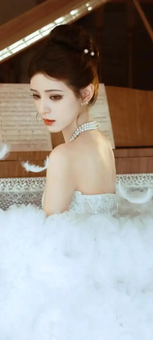 美女系列壁纸第740期-张予曦