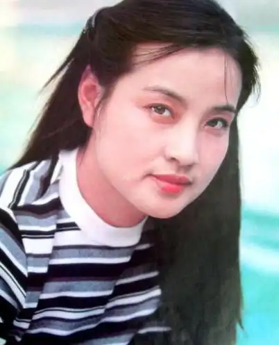 一组珍贵的老照片:年轻时候的刘晓庆,是原生态的纯美