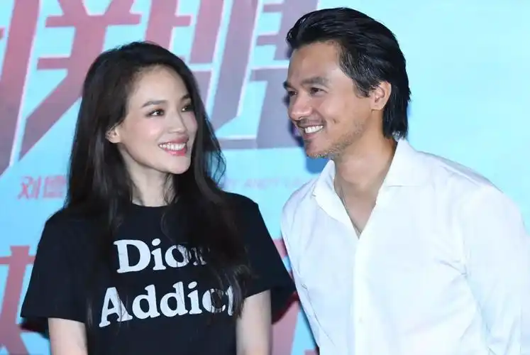 冯德伦教会了舒淇何为自由,何为幸福!