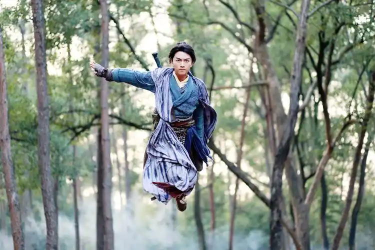 2015电视剧神雕侠侣陈晓饰演杨过cr陈晓