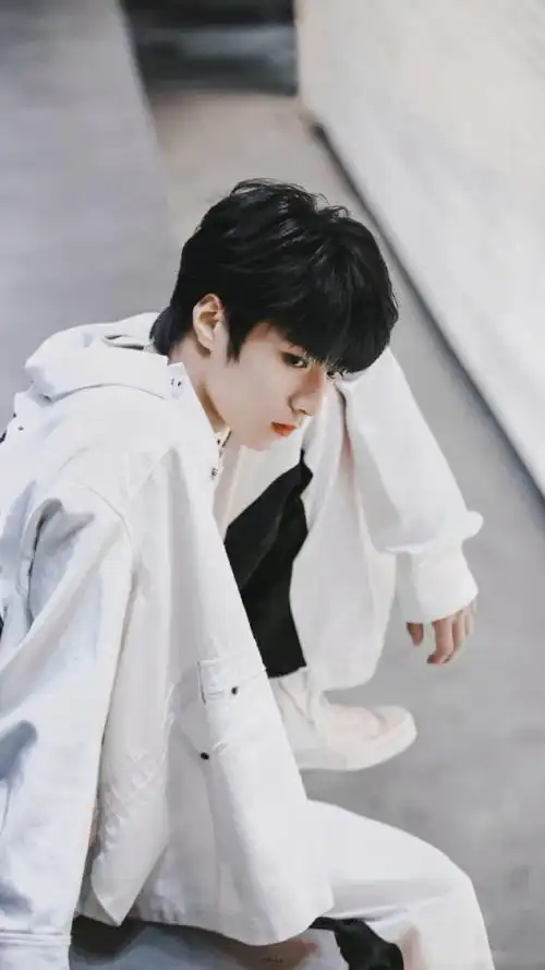 刘耀文超帅高清壁纸你们要的刘耀文高清壁纸