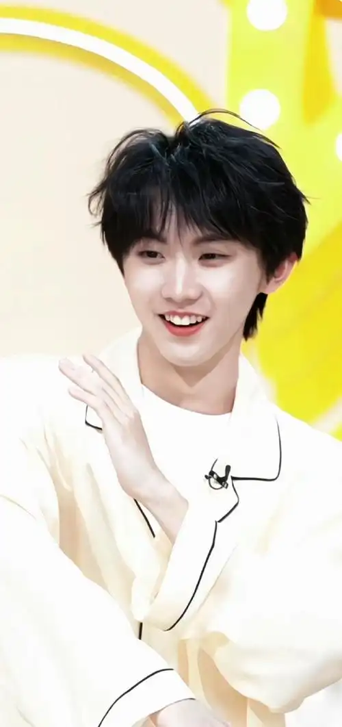 壁纸超话明星壁纸第329期|马嘉祺