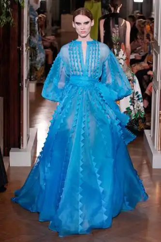 巴黎高定时装周丨valentino2019秋冬高定系列